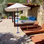 Ξενοδοχείο Sato Triopia Butik